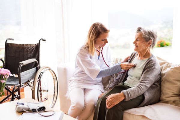 nurse and senior 